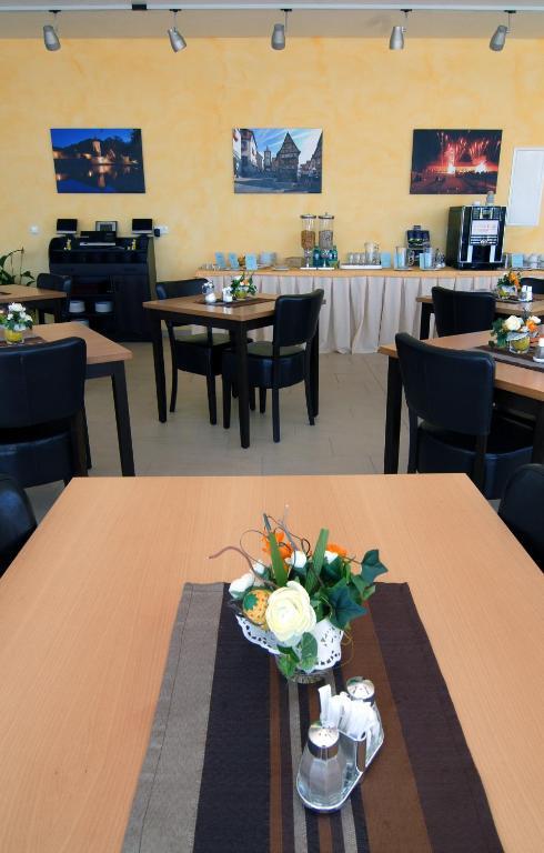 弗兰肯高地酒店 Aurach 外观 照片